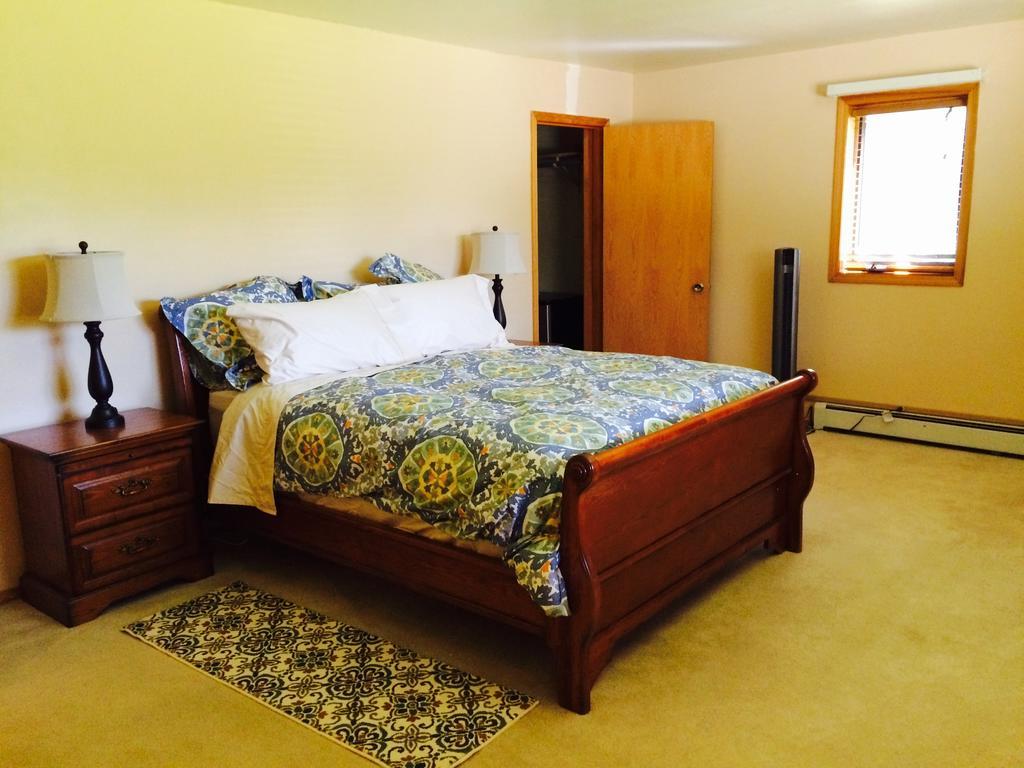 Moose Manor Bed & Breakfast Fairbanks