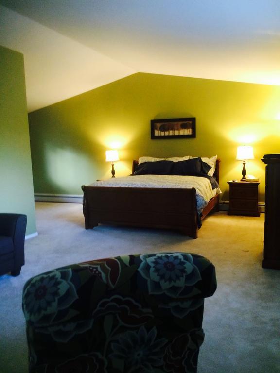 Bed & Breakfast Moose Manor 2*