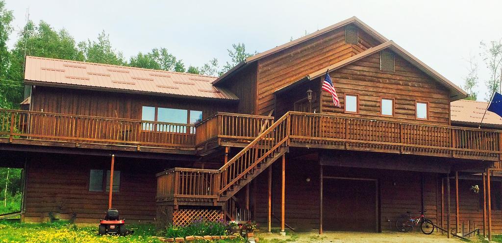 Moose Manor