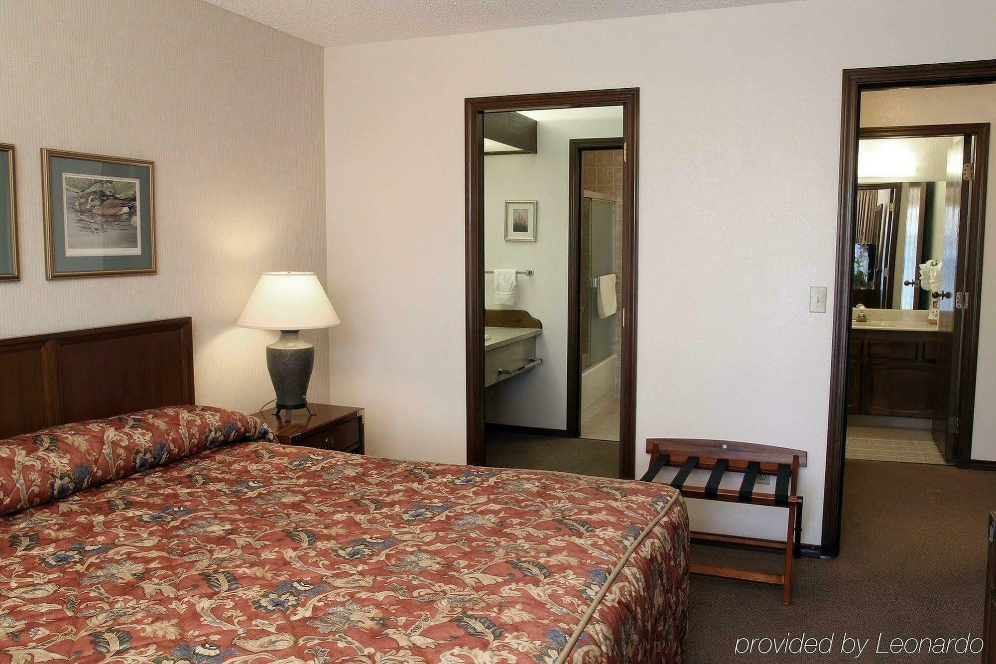 Hotel Sophie Station 4*
