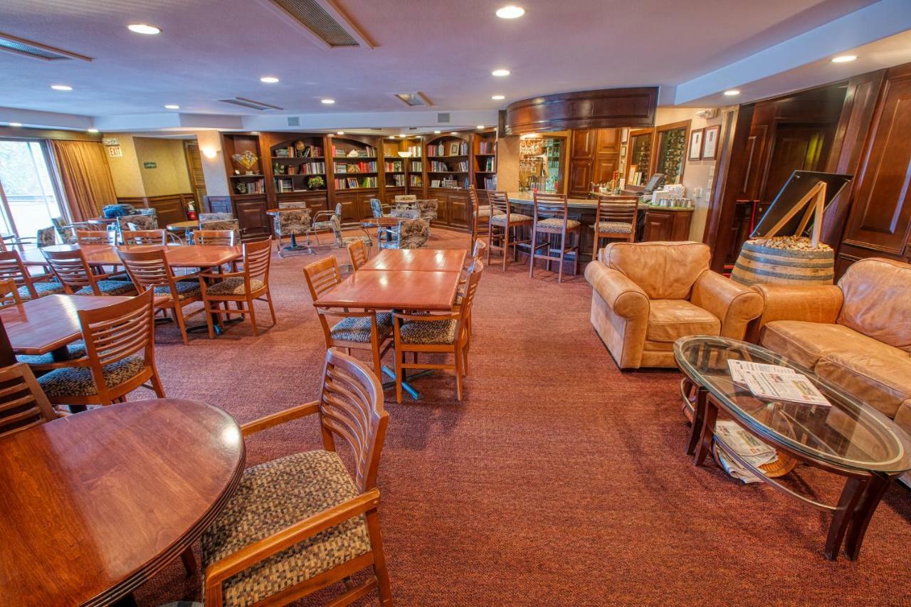 Sophie Station Hotel Fairbanks