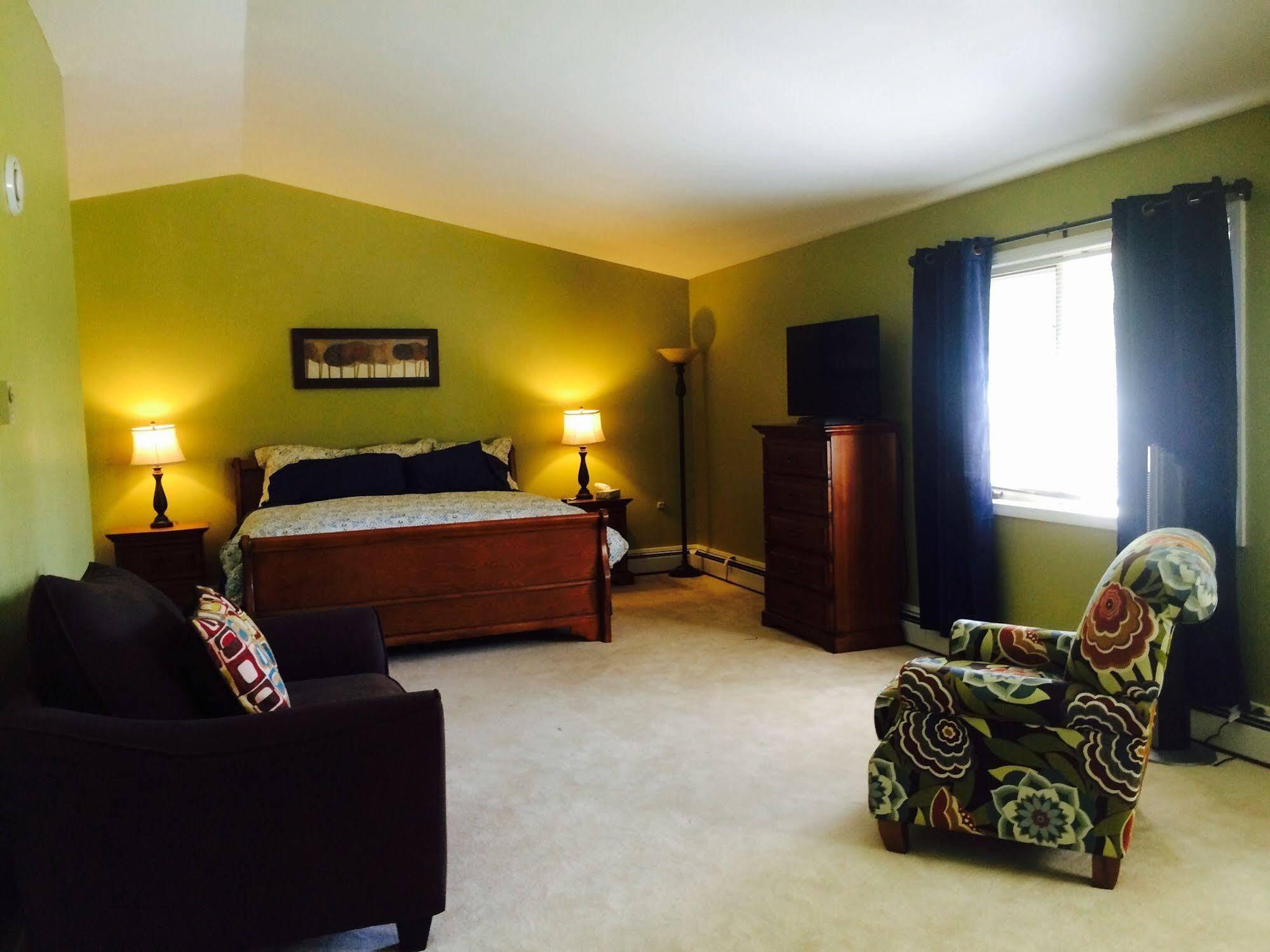 Bed & Breakfast Moose Manor