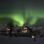 Aurora & Denali View Apartment