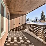 Cozy Fairbanks Condo Less Than 3 Mi To Golden Heart!
