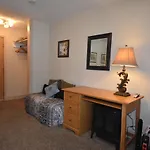 Alaska Grizzly Lodge