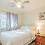 Centrally Located Coffee Bar & Comfort 3