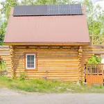The Goldstream Valley View Cabin