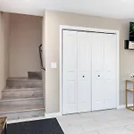 Birch Hill Retreat Great Location2+Garage+Aurora