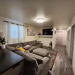 Luxury Bunkhouse Near Downtown