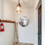 Modern Fairbanks Retreat 11 Mi To Downtown!