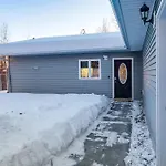 Modern Fairbanks Retreat 11 Mi To Downtown!