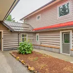 The Chetana Ridge Cabin