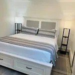 Executive Upper Floor Apartment 10