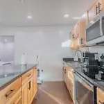 The Pet Friendly Executive Northernwind Suite 1.0