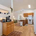 The Upper Downtown Suite 2