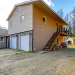Convenient Fairbanks Guest Suite With Grill!