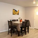 Single Story 3 Beds 1 Car Garage