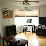 9Th Ave Hostel