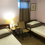 9Th Ave Hostel