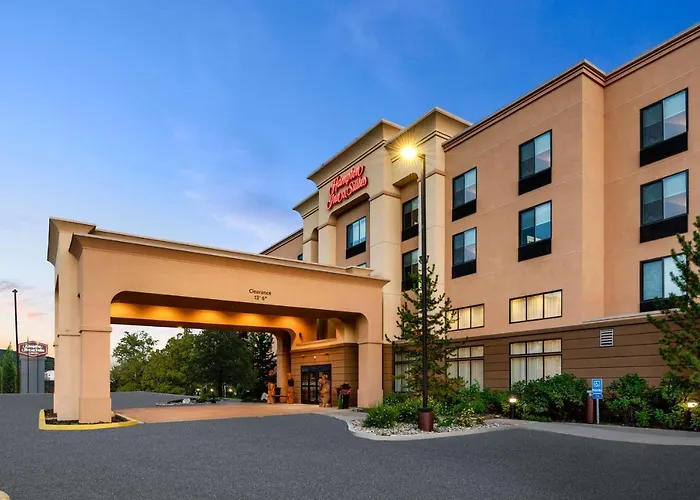 Hampton Inn & Suites Fairbanks