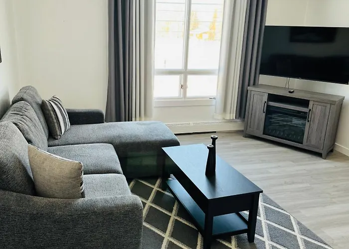 #9 Deluxe Room