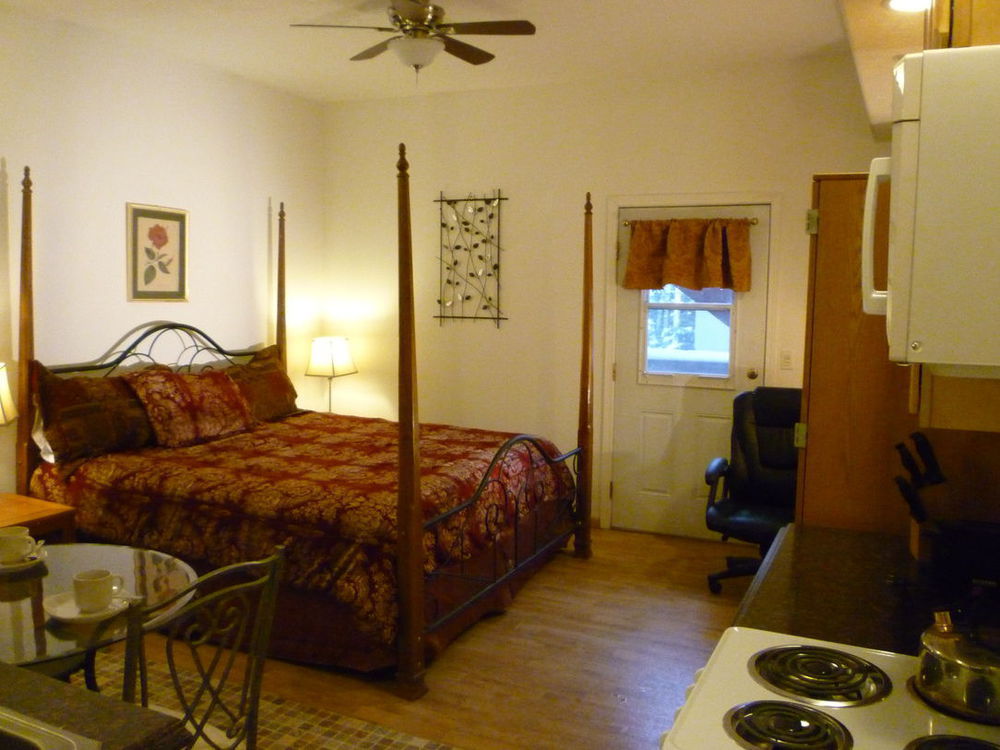 7 Gables & Inn Fairbanks
