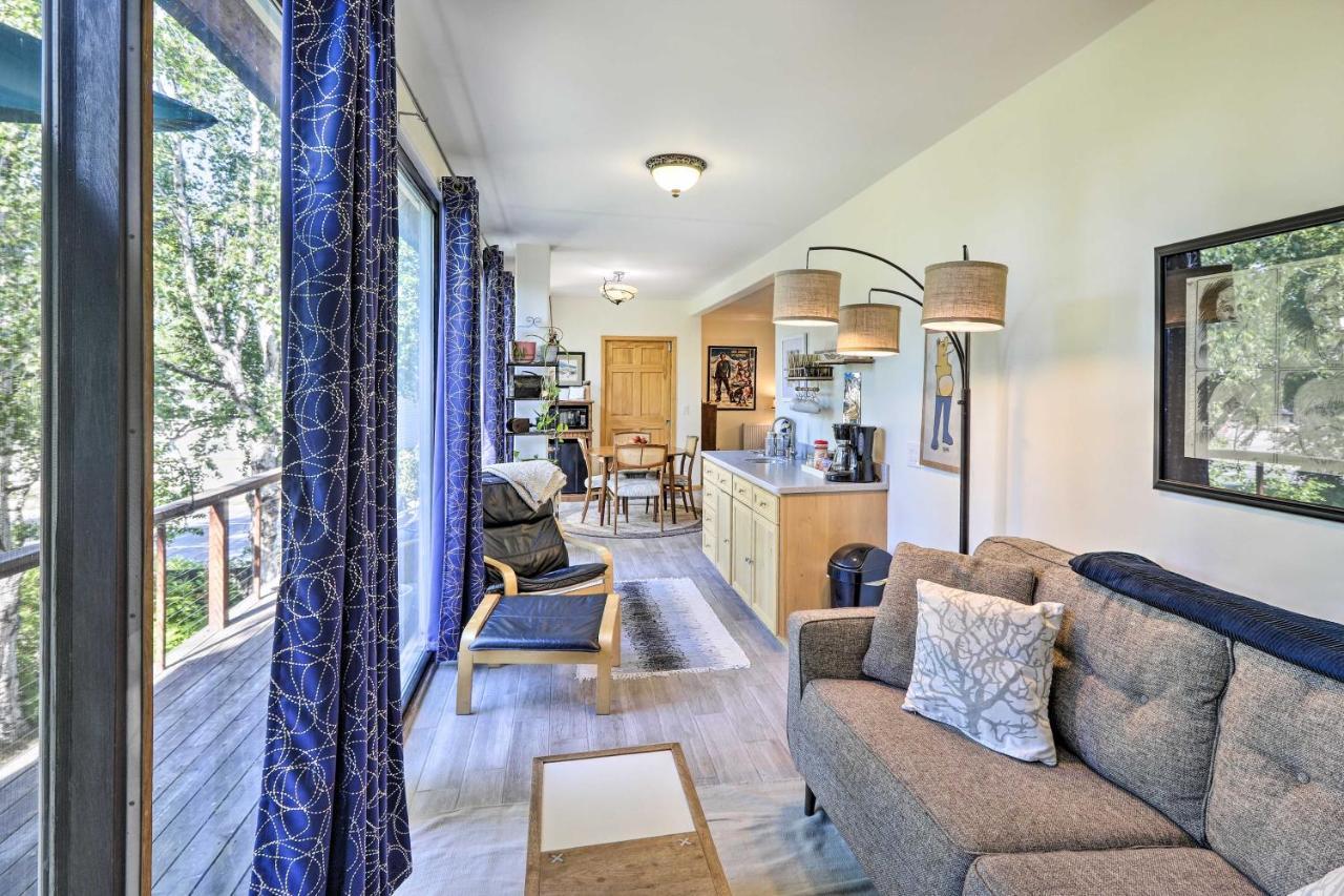 Eclectic Fairbanks Studio Walk To Downtown! * Fairbanks