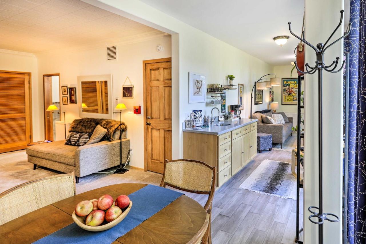 Apartment Eclectic Fairbanks Studio Walk To Downtown! Fairbanks