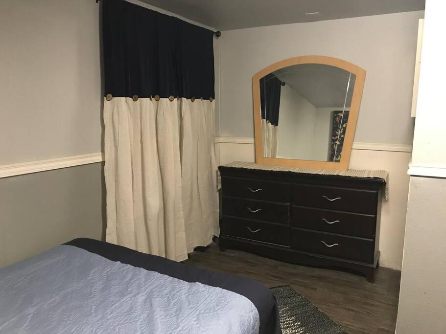 Hilton Hideaway Apartment