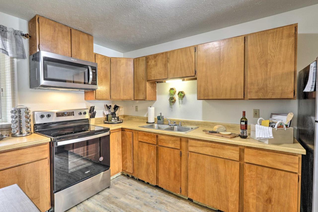 Apartment Modern Less Than 2 Mi To Downtown Fairbanks