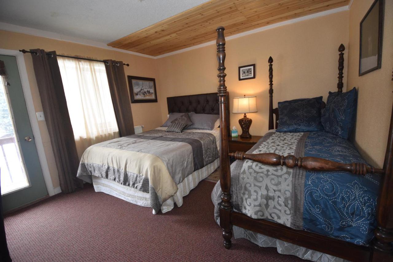 Bed & Breakfast Alaska Grizzly 3*