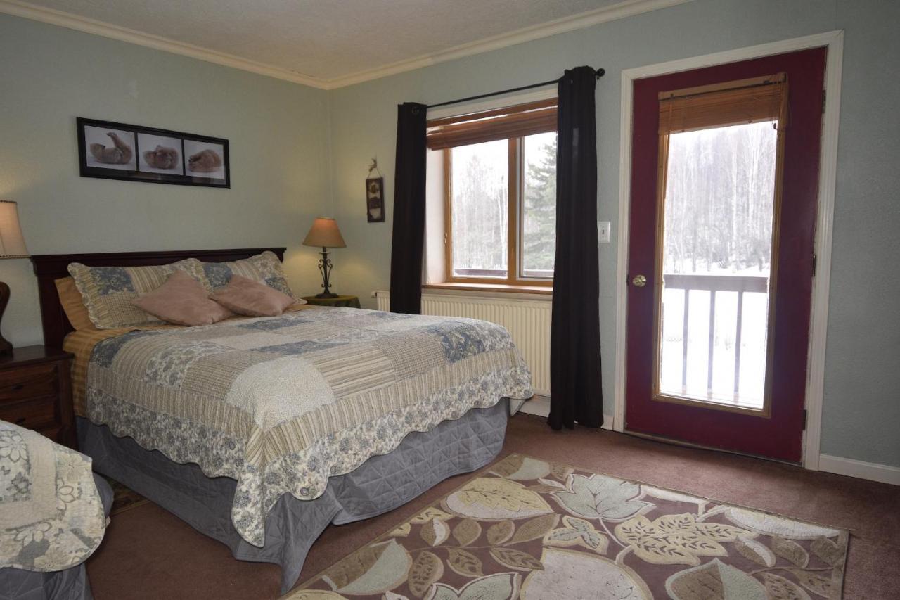 Bed & Breakfast Alaska Grizzly 3*