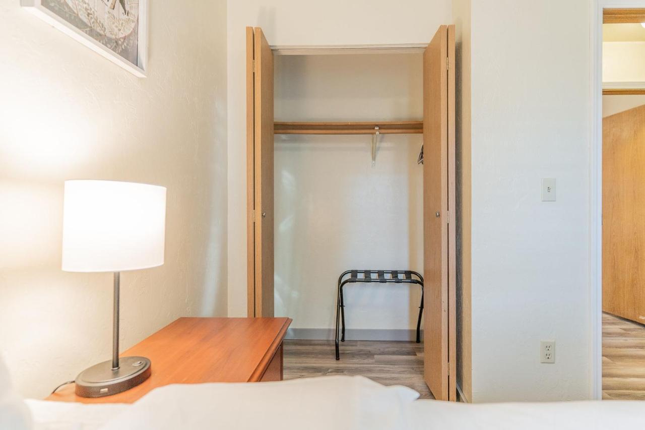 Centrally Located Coffee Bar & Comfort 3 Apartment Fairbanks