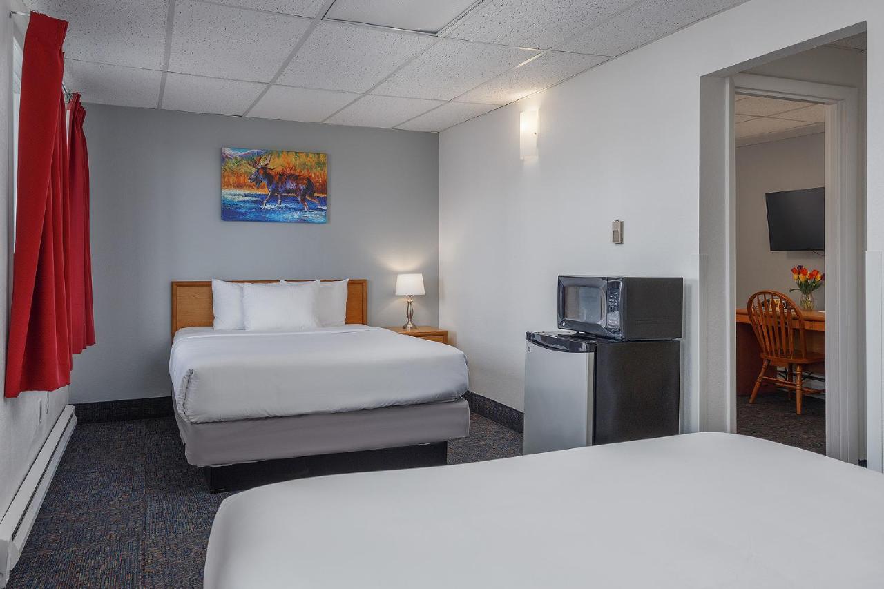 Golden North Hotel