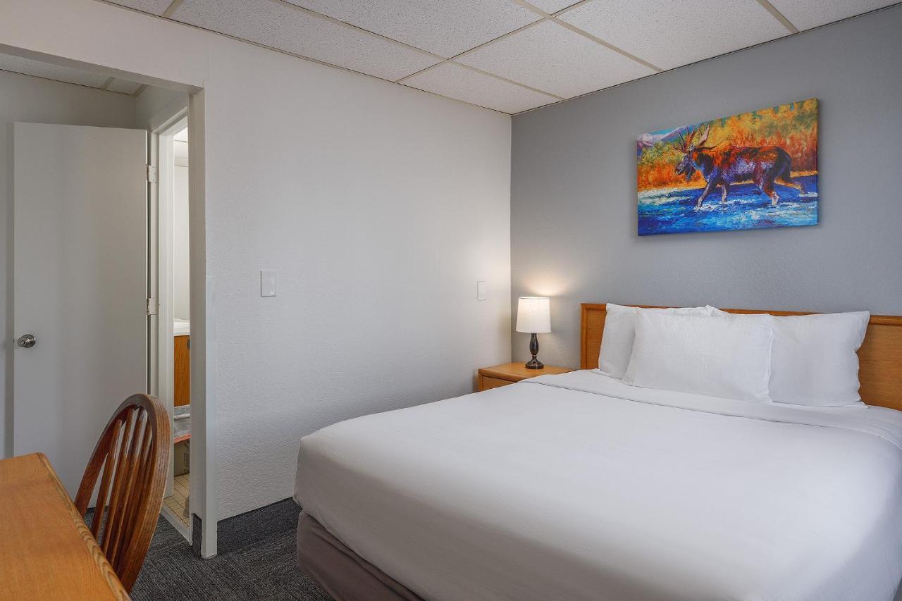 Golden North Hotel 2*
