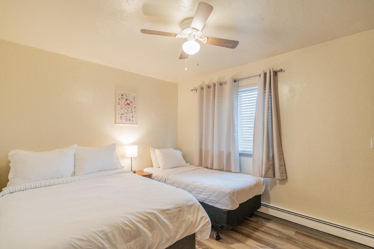 Centrally Located Coffee Bar & Comfort 3 Apartment