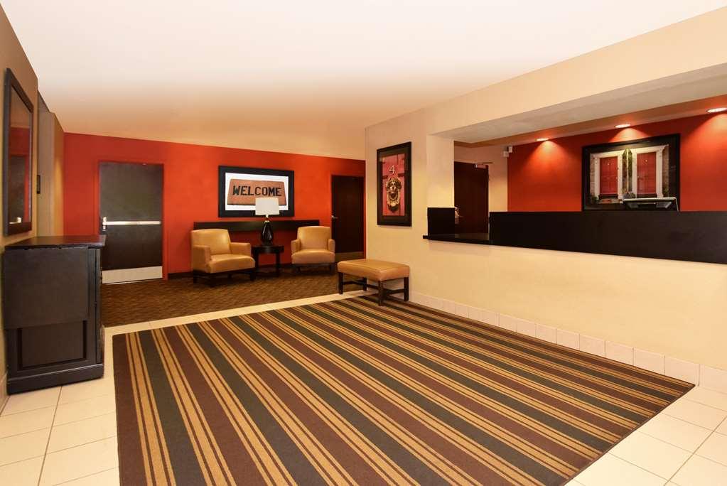 Extended America - - Old Airport Way Hotel