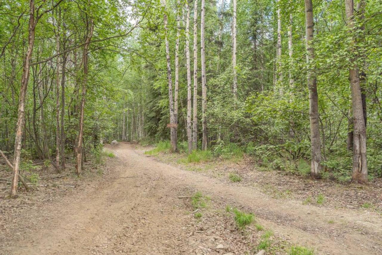Holiday home The Goldstream Valley View Cabin *
