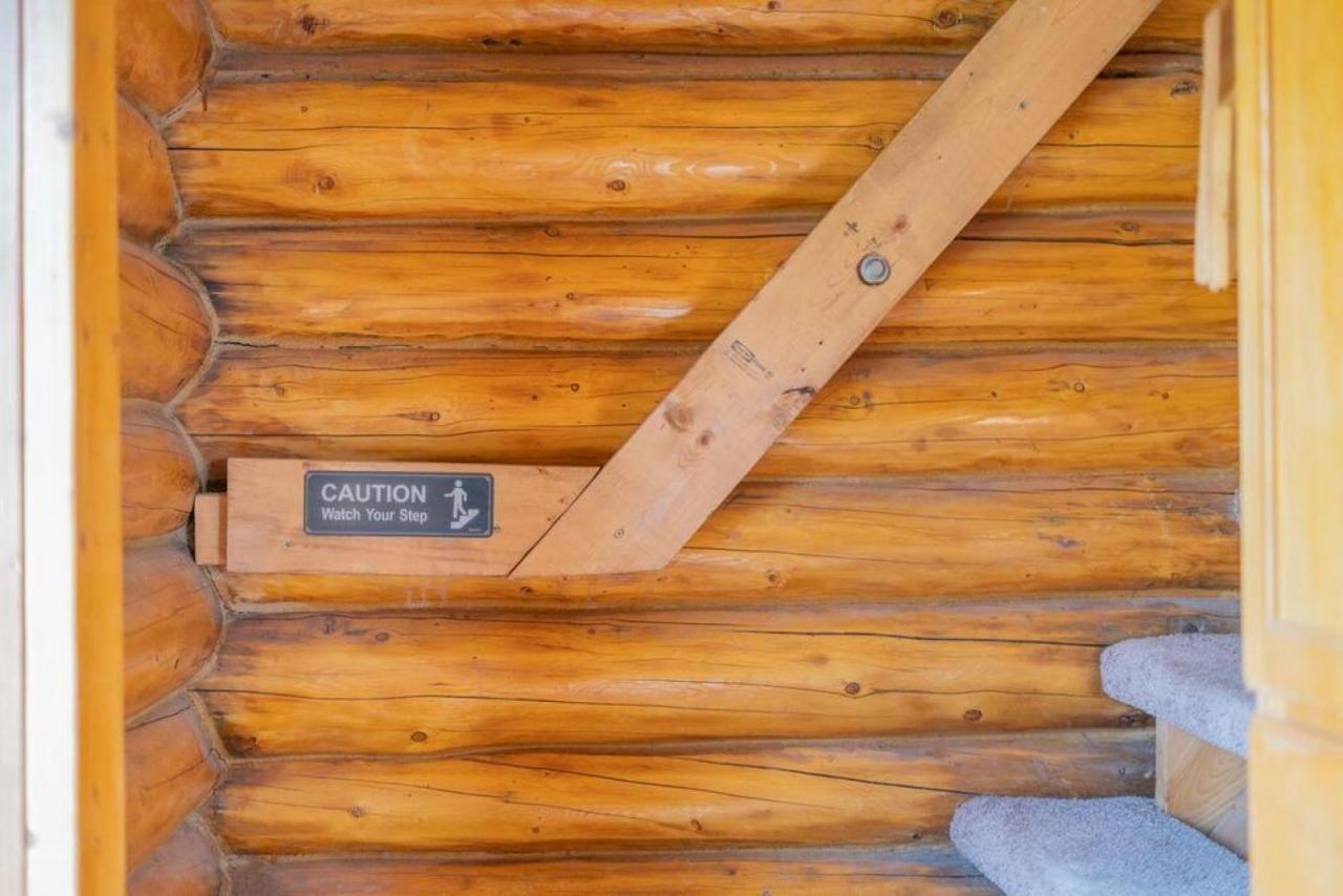 Holiday home The Goldstream Valley View Cabin