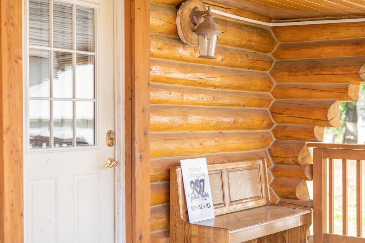 The Goldstream Valley View Cabin Holiday home