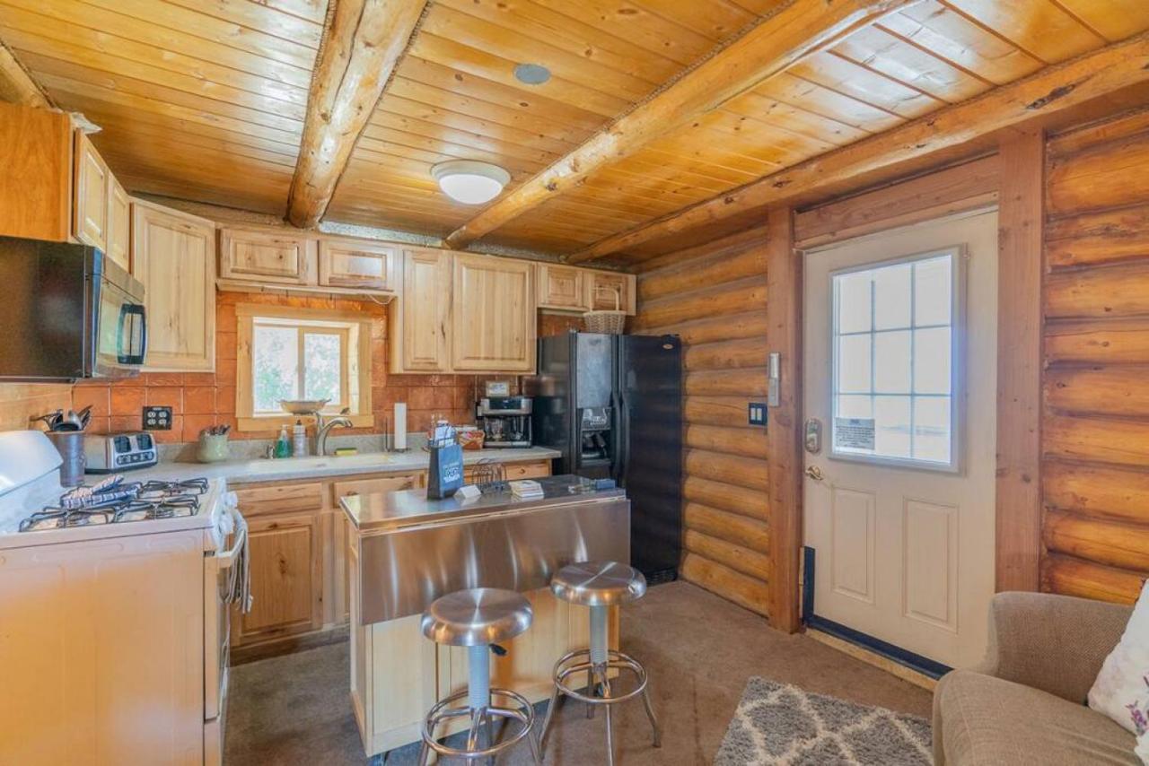 The Goldstream Valley View Cabin Fairbanks
