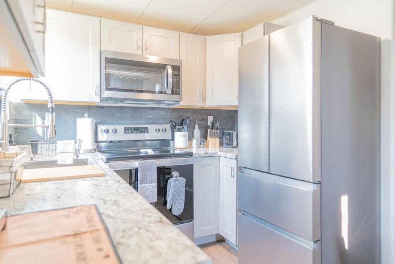 Executive Work Space With Modern Charm Apartment Fairbanks
