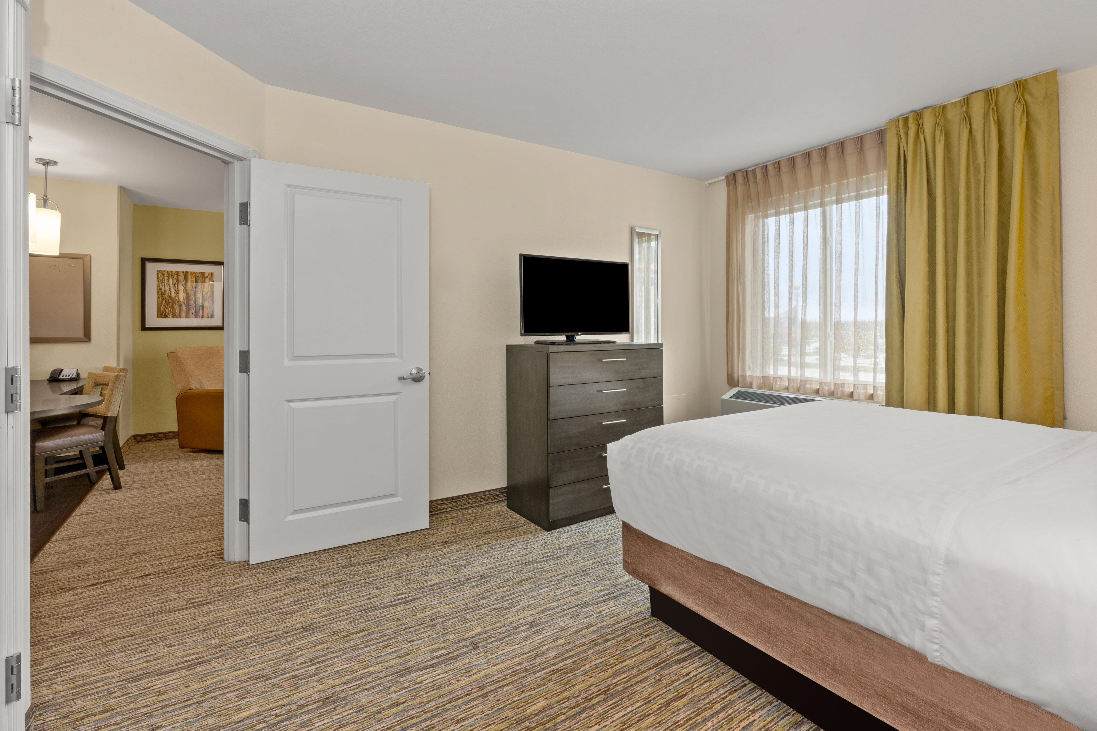 Candlewood - By Ihg Fairbanks