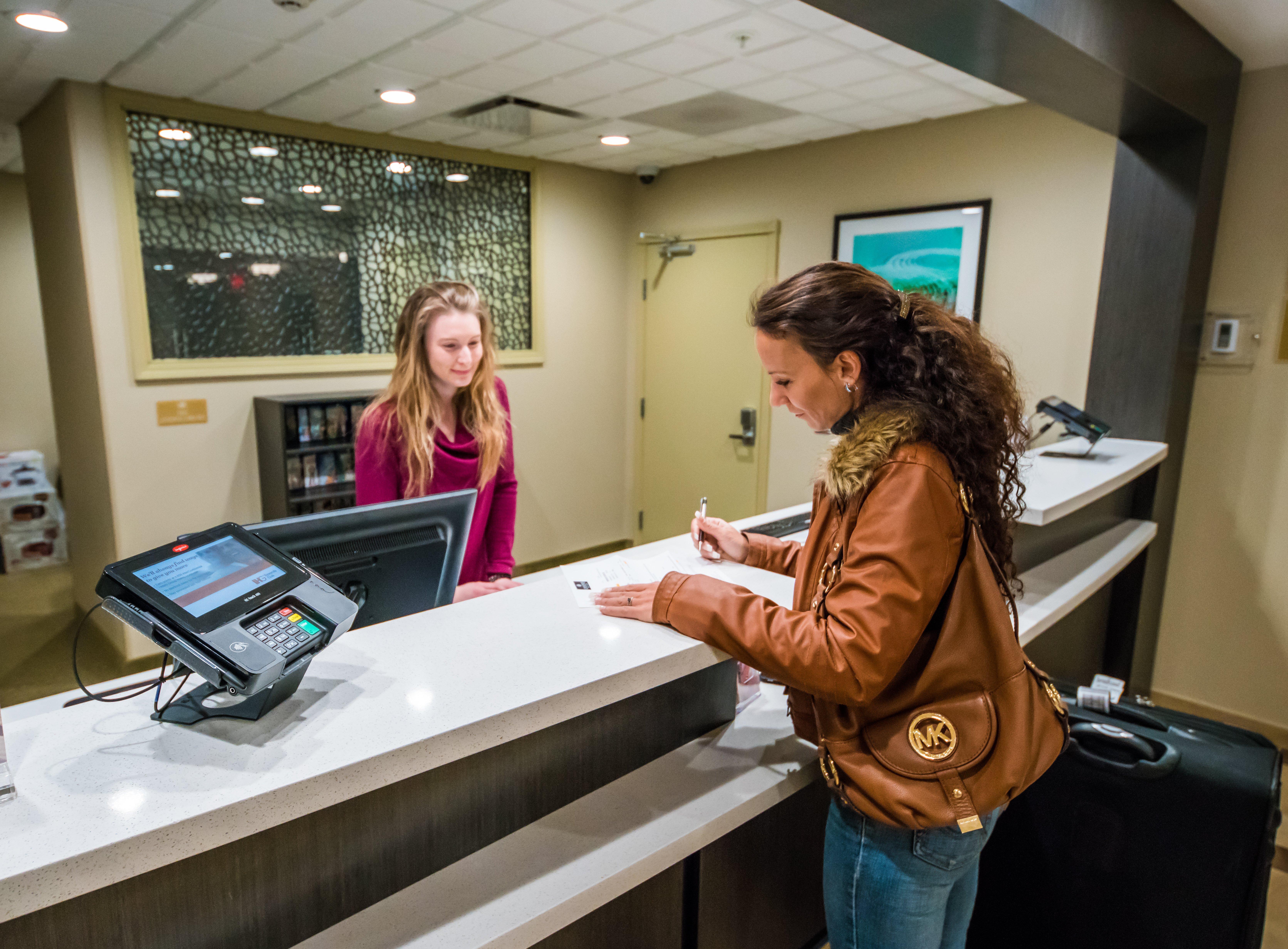 Candlewood - By Ihg Hotel 3*
