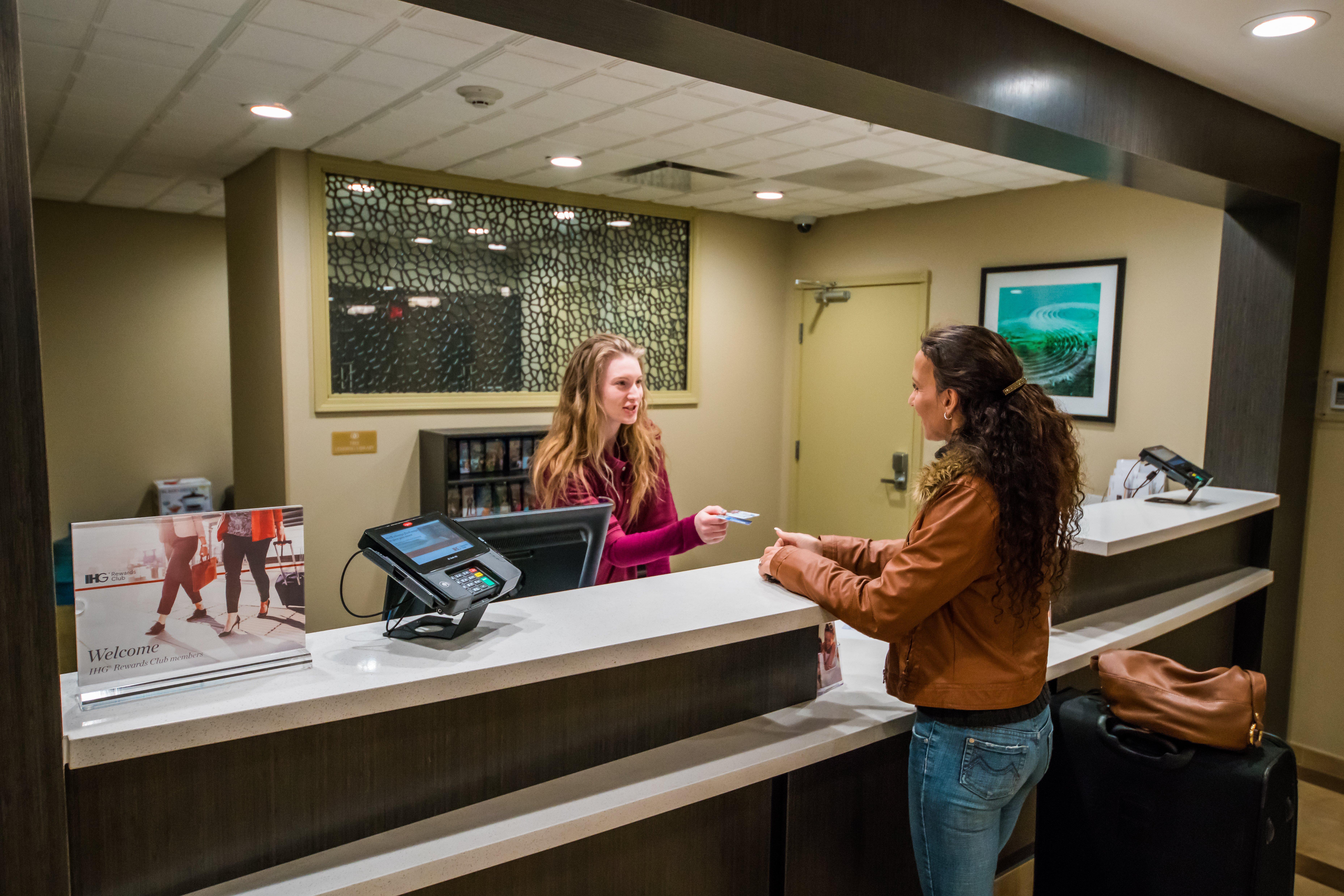 Candlewood - By Ihg Hotel