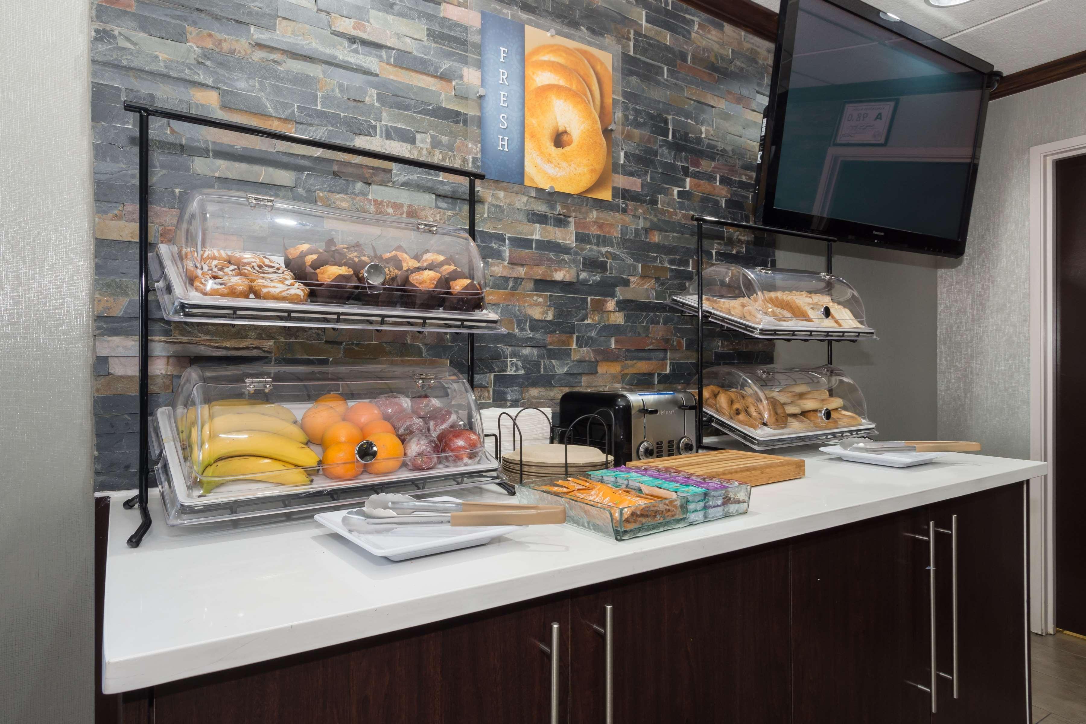 Western Pioneer Park Hotel 3*
