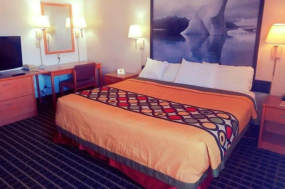 Comfort Inn 3*