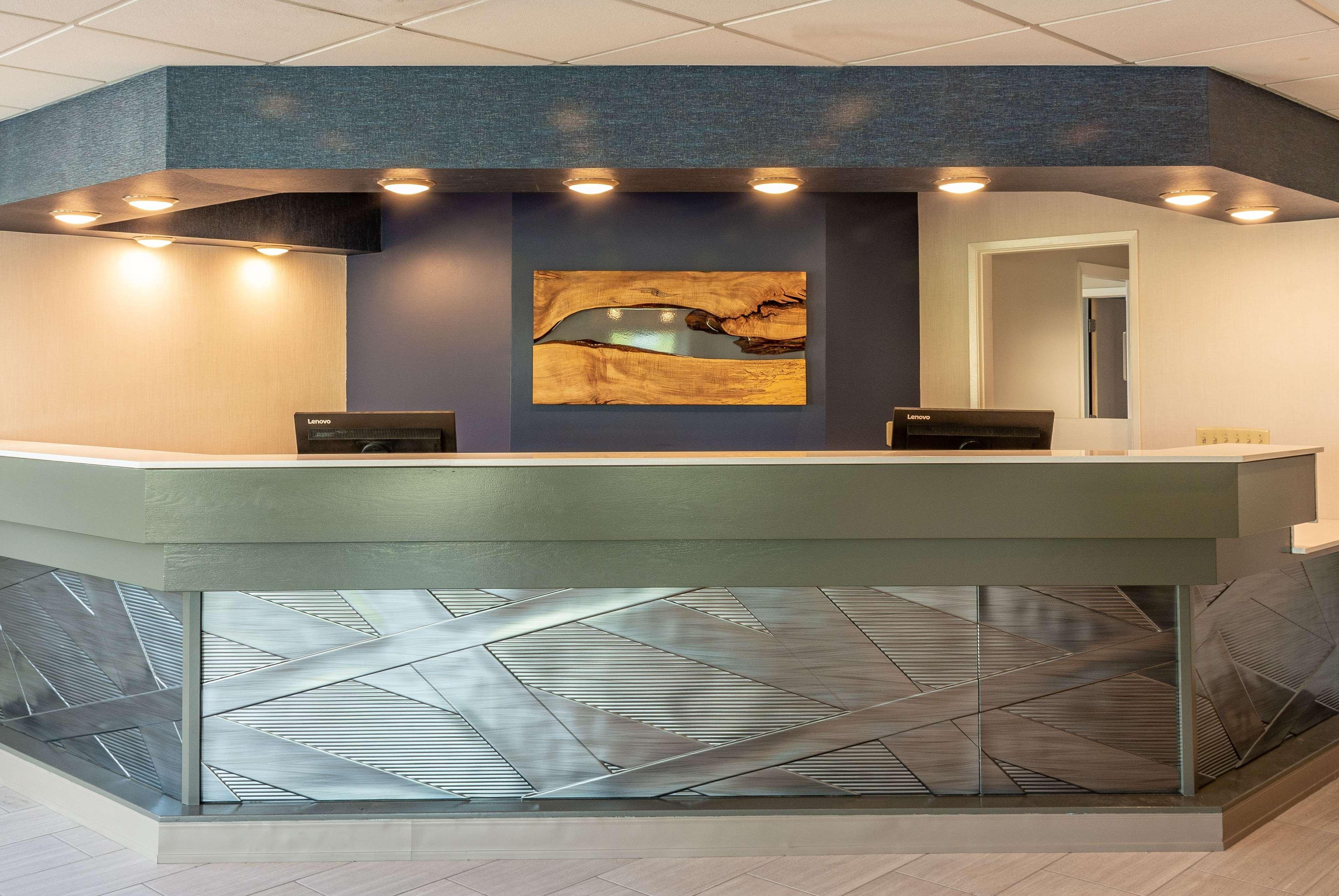 Bridgewater Hotel, Trademark Collection By Wyndham Hotel 2*