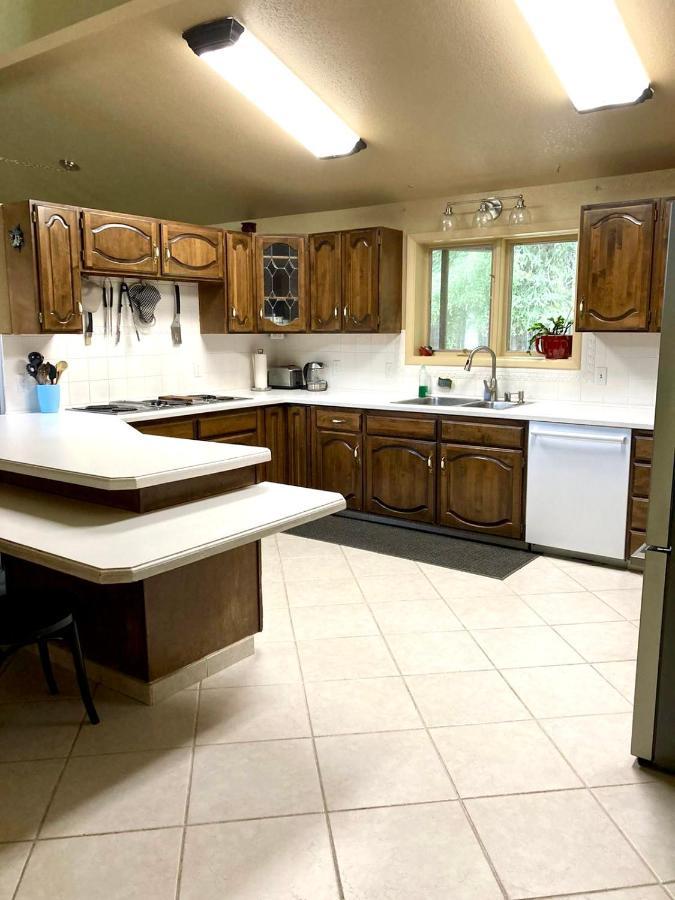 Holiday home Spacious Style Retreat Sleeps 20 Fairbanks