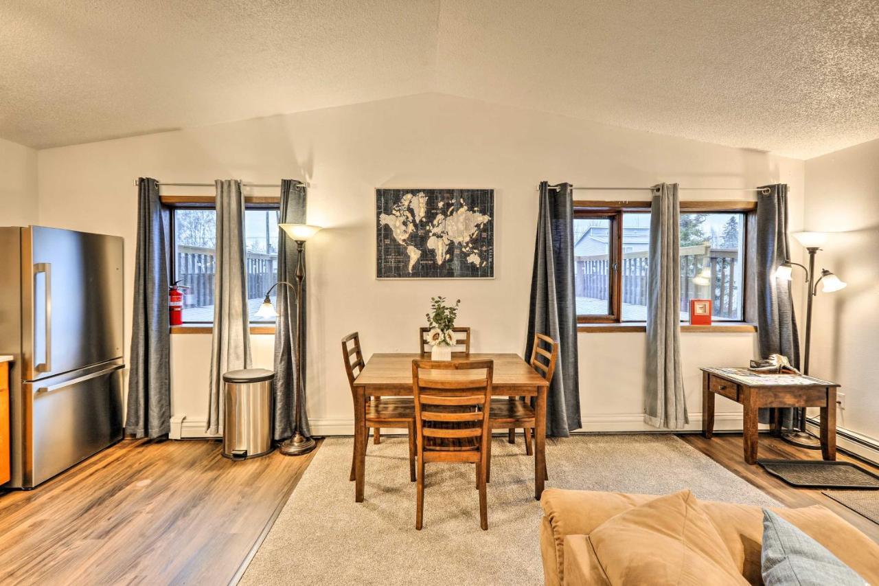 Retreat With Massive Deck And Grill! Fairbanks